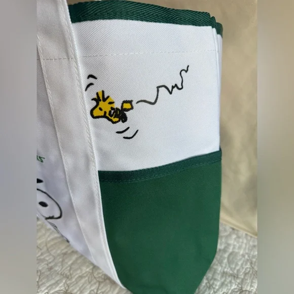 2025 New Starbucks Snoopy Tote Bag Shoulder Bag WHITE/GREEN Canvas - Picture 5 of 12